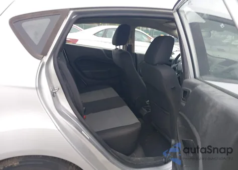 2015 Ford Fiesta S z USA, uszkodzony, nr VIN 3FADP4TJ8FM163712